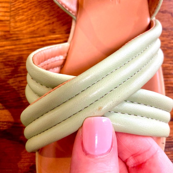 Mint Green Sandals Beach Vacation Tropical Girls 11 - Picture 4 of 5